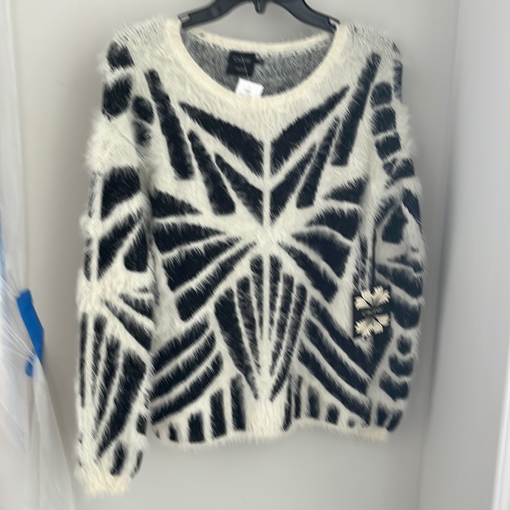 Cliché couture wool sweater